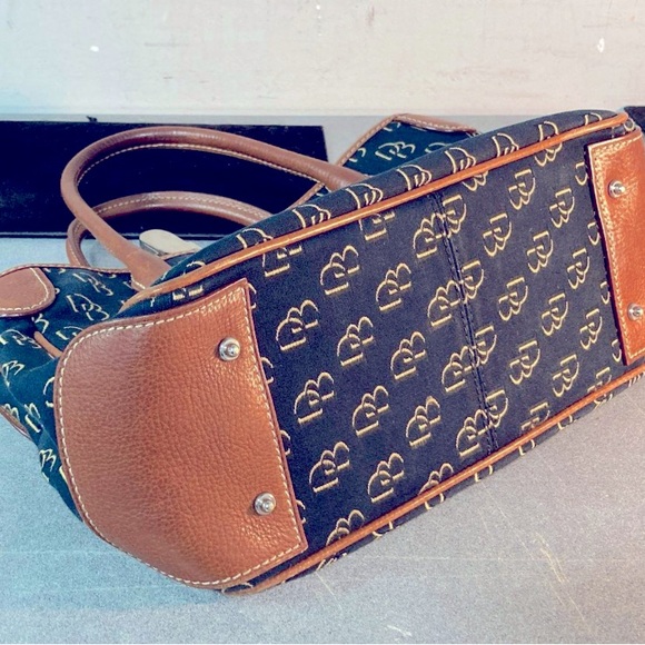 Dooney and Bourke 3 Way Bag & Wallet Bundle - EUC - Picture 11 of 15